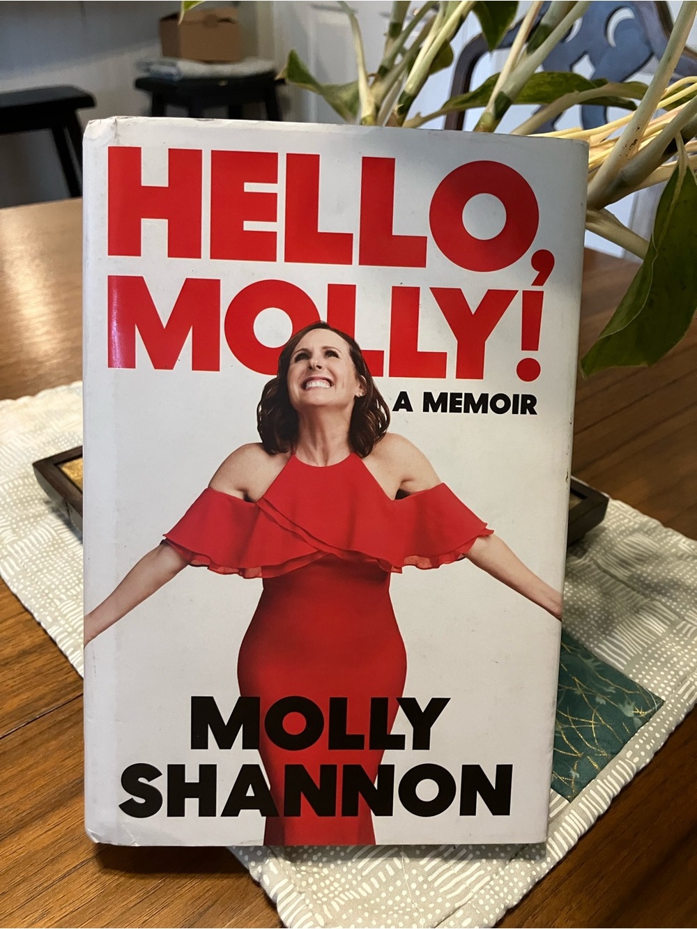 Hello, Molly! by Molly Shannon - Red & White Hardcover Memoir